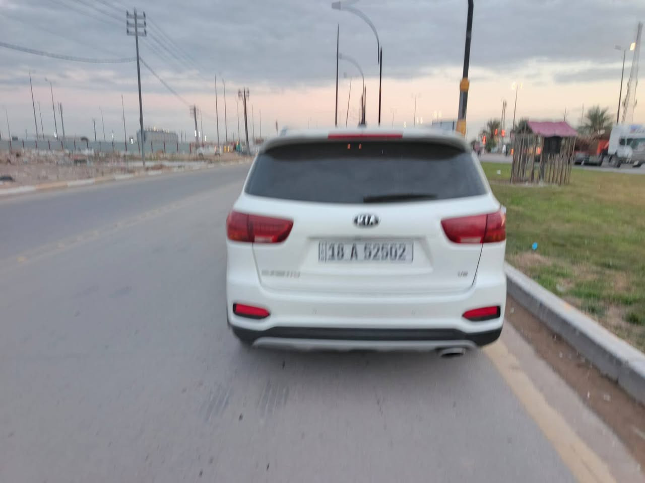 السلام عليكم سياره نوع سورنتو خليجي موديل 2019 فول موصفات عده البنراما كفاله عامه من ضربه وصبغ وضربه سياره جديده مال جناي سته اسلندر سبعه راكب 3قطع تبريد كفاله عامه  كير ومكينه حداديه  كشنات كهربائي مري شفط جنطه كهربائي  باب ترحيب  دوسات لد باب لدالسياره جاهزه تحويل ثانيوم العنوان كربلاء السعر 238 وبيها مجال حك الجيه رقم الهاتف***********
