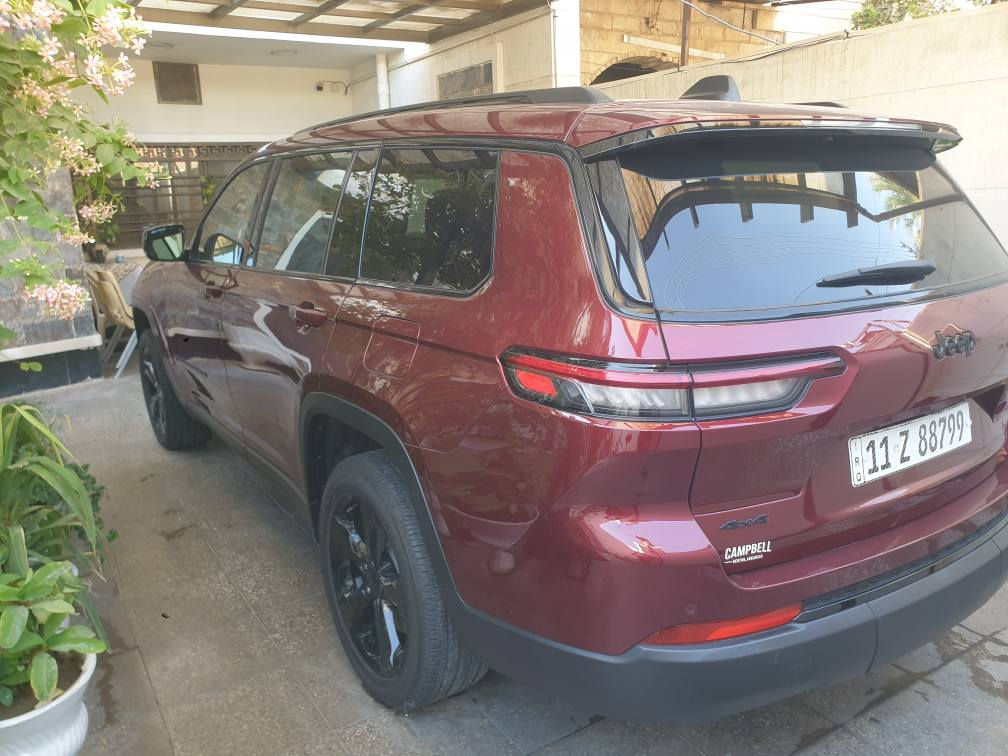 السلام عليكم 
جيب كراند شيروكي ٢٠٢٤ بلاك ادشن ماشية ٧٠٠٠ ميل حادث جاملغ امامي يسار اتبدل نفس اللون بدون دواخل بيه تكحيل بالبنيد وباب السايق السعر ٣٢٠٠٠ دولار.
للاستفسار 
***********
*********** بغداد, العراق
