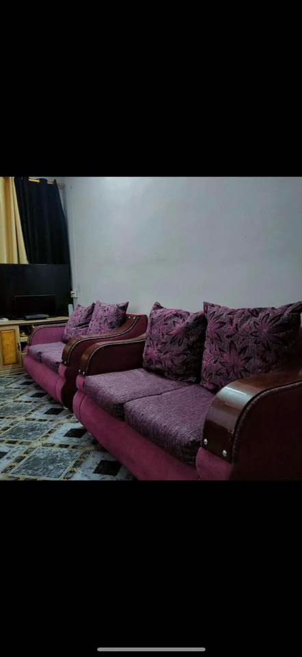 السلام عليكم تخم نضيف 10مقاعد (سعر 150)***********.العنوان ابو غريب العمارات السكنيه
