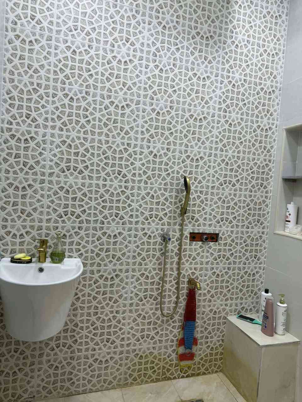 دار للبيع مساحه ١٣٠ متر
باب بغداد شارع السيده زينب عمود عمود 77
الاستفسار ***********
