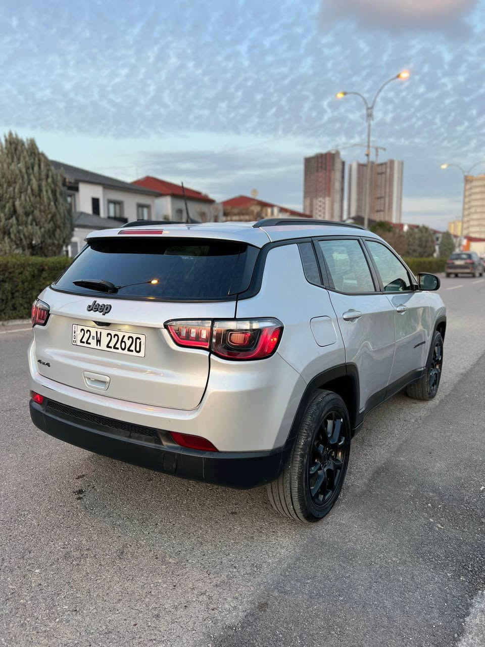 Jeep compass 2025
‎#الرقم : اربيل باسمي 
# المواصفات فور ويل:

▪️السيارة : #جيب #كومباس لون سلفر 
▪️المحرك :  2000(اربعة سلندر)
▪️الموديل : 2025
▪️العداد: 4000الاف ميل 
4X4
‎▪️حجم الويل: ويل كب حجم 18 مع طقم تايرات بحالة ممتازة
‎▪️غرفة السيارة: كشنات السيارة جلد اسود اصل
‎▪️لايتات زينون 
‎▪️اشاره  بالمرايا جانبيه 
‎▪️بصمات عدد 2 للأبواب مع بصمة تشغيل
‎▪️كامرة خلفية دوارة مع الستيرن اصل
‎▪️تبريد قطعتين امامي وخلفي
‎▪️شاشة الدشبول حجم كبير للتحكم بأيعازات السيارة
‎▪️سستم صوت
‎▪️نظام فور ويل درايف 4*4
‎▪️سايد بريك دكمة
‎▪️تحكم ستيرن جهتين بلوتوث وحاكية وكروس سرعة وتحكم صوت 
‎▪️نظام ABS مانع انزلاق

‎السعر المطلوب : 148ورقة مع المجال للشراي 
 
‎الاتصال على : ***********

مكاني أربيل حي العدالة أربيل, العراق
