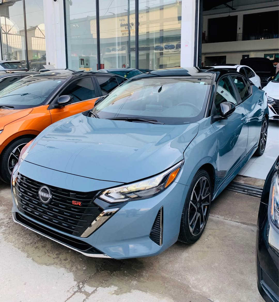 نیسان سێنترا ٢٠٢٤ 
مواسەفات Sr پلەس
رەنگ چیمەنتۆی سەقف رەش
سلاید ٥ کامیرا کوشن جلد
کوشن هیتەر سوکان هیتەر 
٣٦ هەزار مایل رۆیشتووە
دوو بست چاملغی بۆیاغه بێ داخیلی 
ئێرباگی شانی تەقییوەو بیلاد دانراوەتەوە

رەقەم کاتییە و ٩٠ رۆژی لەگەلە

*********** أربيل, العراق
