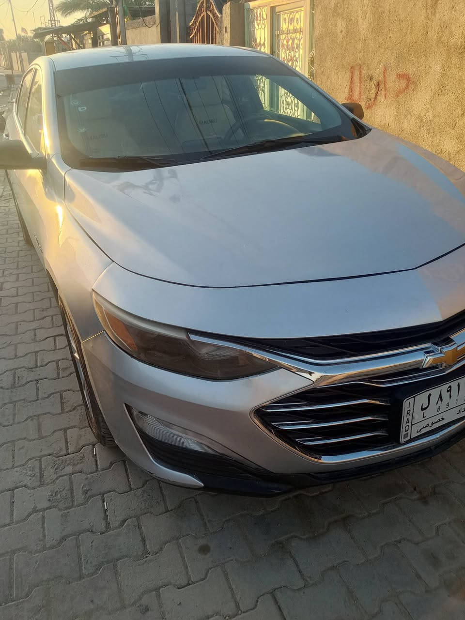 ماليبو للبيع موديل ١٩ رقم بغداد بيه جاملغ بنيد ماشيه ١٤٠ تخم تاير جديد تبريد اي شي مامبدل بيه على الشركه السعر ٩٥ وبيه مجال 
رقم التليفون ***********١ اتصل ع راعيه مكلف بالنشر ..
