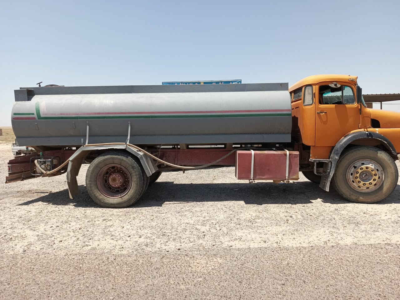 اقچم للبيع رقم صلاح الدين تحويل تانكي 12 الف مغلون مكينه 55 گير 25 شاصي 81 مطول 
***********
***********
