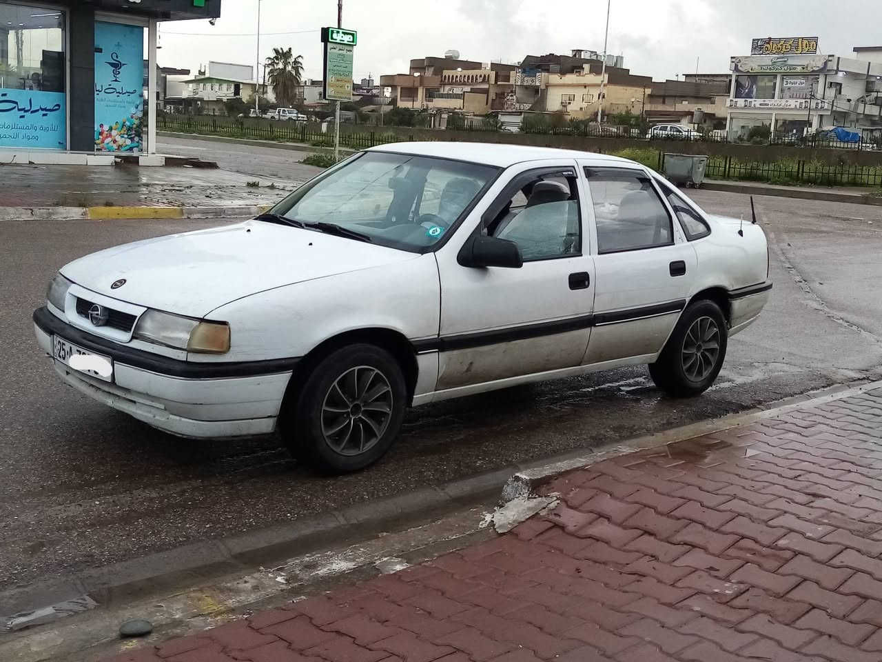 اوبل فكترا للبيع
السلام عليكم اوبل فكترا للبيع
موديل 1991 محدثة95
رقم كركوك سنوية جديدة مشروع وطني
بيها دفتر بانزين
حجم 16 قايش عريض
السعر 42  لان السياره  حيل نظيفة بدون ضربه بدون اخياس و
كير محرك مكفولات   (المكان كركوك) 
ارقم التلفون
***********
