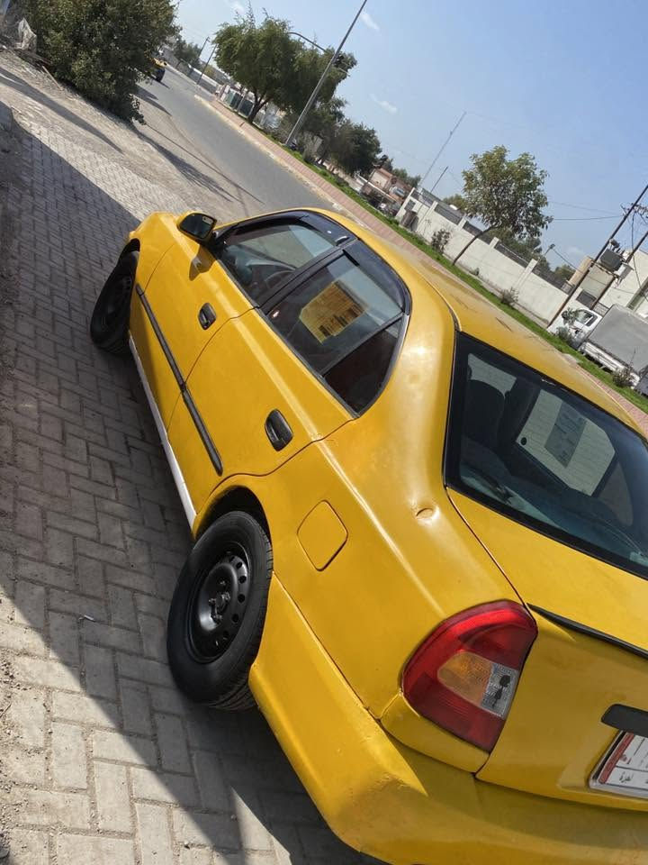 سلام عليكم
هوندا فيرنا للبيع موديل 2000

سنويه منتهي 2019

محرك  بي خيط بخار

كير اوتو شرط

بيهه بطاقه بانزين

سياره نضيفه

تبريد ثلج

حادثه  جامرلغين الخلفي 

تايرات نضيفه

بطاريه جديد

دسكات امامي خلفي جديد

يرهم مراوس اقساط

خابر علرقم

ملاحضه السياره شرط الوكاله يعني مايتحول الي يرجع الخصوصي

السعر 40 و بي مجال

مكان السياره كركوك

***********
