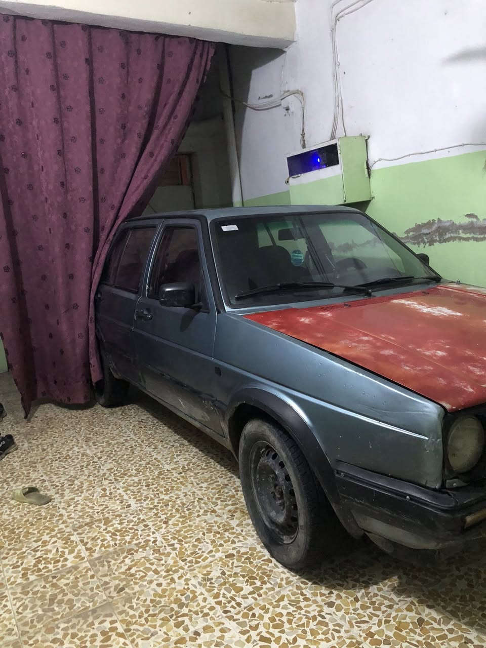 صبغ عام طخم الوره فحم طخم المامي جديد كير فول محرك بدايه نفخ   السياره بسمي سعره22 الشراي ***********
