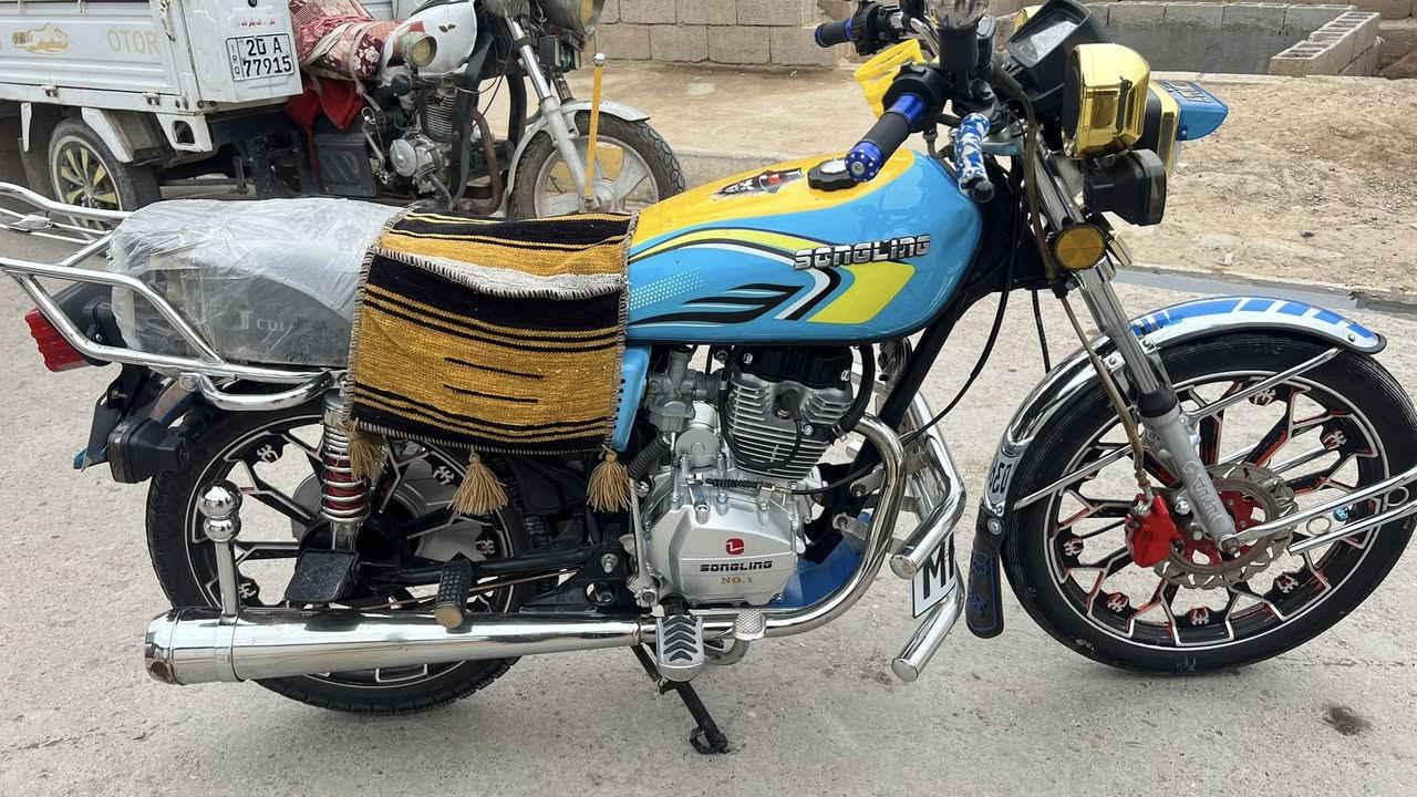 سلام عليكم دراجه سيفان موديل2024فول نضافه عارضه 650وبيه مجال لطيبين مكان بعقوبه بهرز ‭0771 197 9243‬
