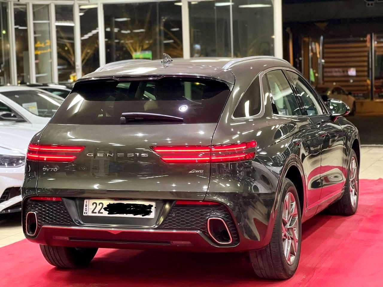 سلام عليكم....
#GV70_2025

___________________________
✅اسم السيارة : جينسزز GV70 
✅الموديل :  2025
✅رقم السيارة : رقم اربيل تحويل ملكية او وكالة 

✅الضرر : ربع دعامية امامية فقط 
✅عداد المسافة : 10 الف ميل
✅الايرباكات : بدون ضرر ايرباك سونار مرفق بلصور
____________________________
🔻1-حجم المحرك 4 سلندر 2500 تون تيربو 
🔻2-ويل كب حجم 19 مع طقم تايرة 🔻بحالة ممتازة 
🔻3-بصمة ابواب و بصمة تشغيل و تشغيل 🔻عن بعد 
🔻4-لايتات زينون عالي ناصي 
🔻5- فتحة سقف بانوراما   
🔻6-حساس خلفي اصل 
🔻7-رادار جانبي  
🔻8-اشارات في المرايا الجانبية 
🔻9-ذاكرة خزن ميموري لمقعد السائق   
🔻10-مرايا جانبية كهرباء شفط
🔻11-غرفة السيارة جلد بيجي اصل 
🔻12-ستيرن كهربائي الحركة 
🔻13-تحكم ستيرن جهتين متكامل 
🔻14-رادار امامي مانع للتصادم
🔻15-تحديد مسار
🔻16-شاحن وايرليس لاسلكي
🔻17-وضعيات متعددة للقيادة
🔻18-تحكم كهربائي متكامل للمقاعد الامامية 
🔻19-قبق جنطة كهرباء 
🔻20-تدفئة و تبريد المقاعد الامامية 

#بدون_مراوس

سعر 325$ورقة

***********

🔴العنوان: العراق بابل
