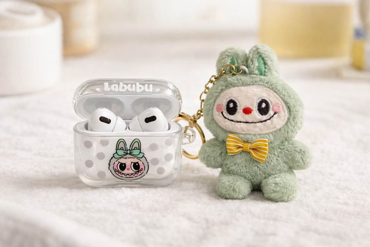 🧸 ترند لابوبو وصل! سماعات Labubu اللاسلكية (موديل GT-21) مع ميدالية كيوت ✨
الآن الأناقة والتقنية اجتمعت في مجموعة واحدة! استمتع بصوت نقي مع ألطف تصميم لشخصية Labubu الشهيرة، مع ميدالية دمية "فرو" هدية.
🌟 مميزات المجموعة:
• سماعات ذكية: تعمل تلقائياً بمجرد فتح غطاء علبة الشحن، وتفصل عند إرجاعها للعلبة.
• دمية Labubu الميدالية: ميدالية "Plush" ناعمة وعالية الجودة مع تعليقة معدنية متينة للمفاتيح أو الحقيبة.
• تصميم كرتوني أيقوني: مستوحى من الشخصية الأكثر شهرة حالياً، بتفاصيل دقيقة وألوان جذابة.
• استخدام مريح: سماعات خفيفة الوزن ومناسبة للاستخدام اليومي الطويل.
• هدية مثالية: تناسب جميع الأعمار وتأتي بأنماط متعددة لتناسب ذوقكم.
📦 محتويات العلبة:
• سماعتان أذن لاسلكية (يسار ويمين).
• علبة شحن بتصميم Labubu المميز.
• دمية Plush (فرو) مع ميدالية تعليق.
• تغليف أنيق ومميز.
💰 السعر: 20 ألف دينار فقط!
🚚 أجور التوصيل:
• بغداد: 3 آلاف دينار فقط.
• كافة محافظات العراق: 5 آلاف دينار فقط.
للحجز أو الاستفسار، راسلونا الآن عبر رسائل الصفحة! 📩 بغداد, العراق


**إذا كنت صاحب هذا الإعلان وتريد حذفه لأي سبب، رجاءا أرسل رسالة إلى الدعم الفني**