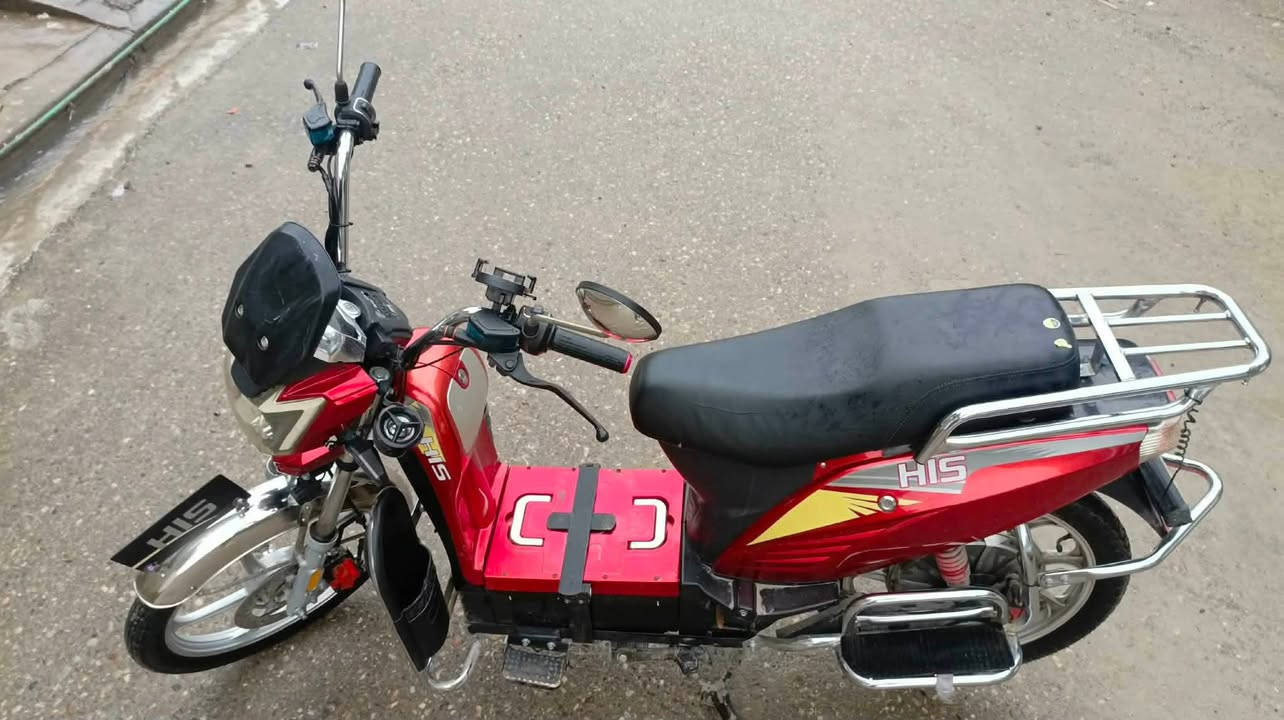 ماطور للبيع بعده شخط مابي شرط نظافه فول بيع ويرهم مراوس
ملف 3500
5 بطاريات نوعية شركه اصليه
سرعه من 55 الى 60 حقيقي
4 نمر
اشاير دبل يمين يسار هورن كله شغال
لايت عالي ناصي ونشرات
تايرات بعدهم جداد دبلات فول دسكات نظاف 
مثبت سرعه نظام بك 
دي جي MP3 بلوتوث وراديو وفلاش
بصمتين وسويج وسويج قفل بطاريات
نظام قفل حساس مانع سرقه
سعره 475 وبي مجال رجاءًا الي ما يشتري لا يكسر بالسعر
المراسله خاص


**إذا كنت صاحب هذا الإعلان وتريد حذفه لأي سبب، رجاءا أرسل رسالة إلى الدعم الفني**