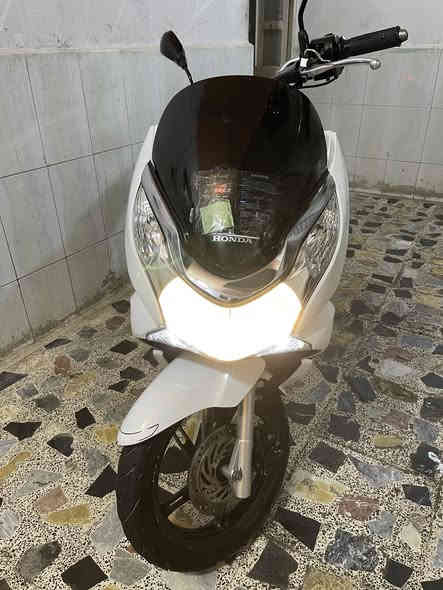 السلام عليكم psx كفالة عامة دراجة رمبة يابانية صور مزاد موجودة اوواقهة كاملة دراجة جديدة بمعنى الكلمة مكفولة مت كلشي مكاني بغداد ***********💵✅📞
