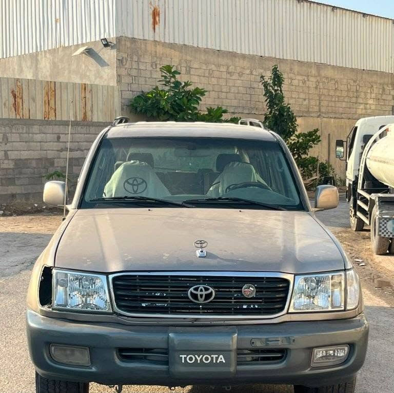 السلام عليكم  السيارات ادوات منفيسات اصلية كفالة عامة من الدعامية للدعامية توصيل لجميع المحافظات موجود نقليات وكتاب خروجية رسمي تواصل واتساب،***********
