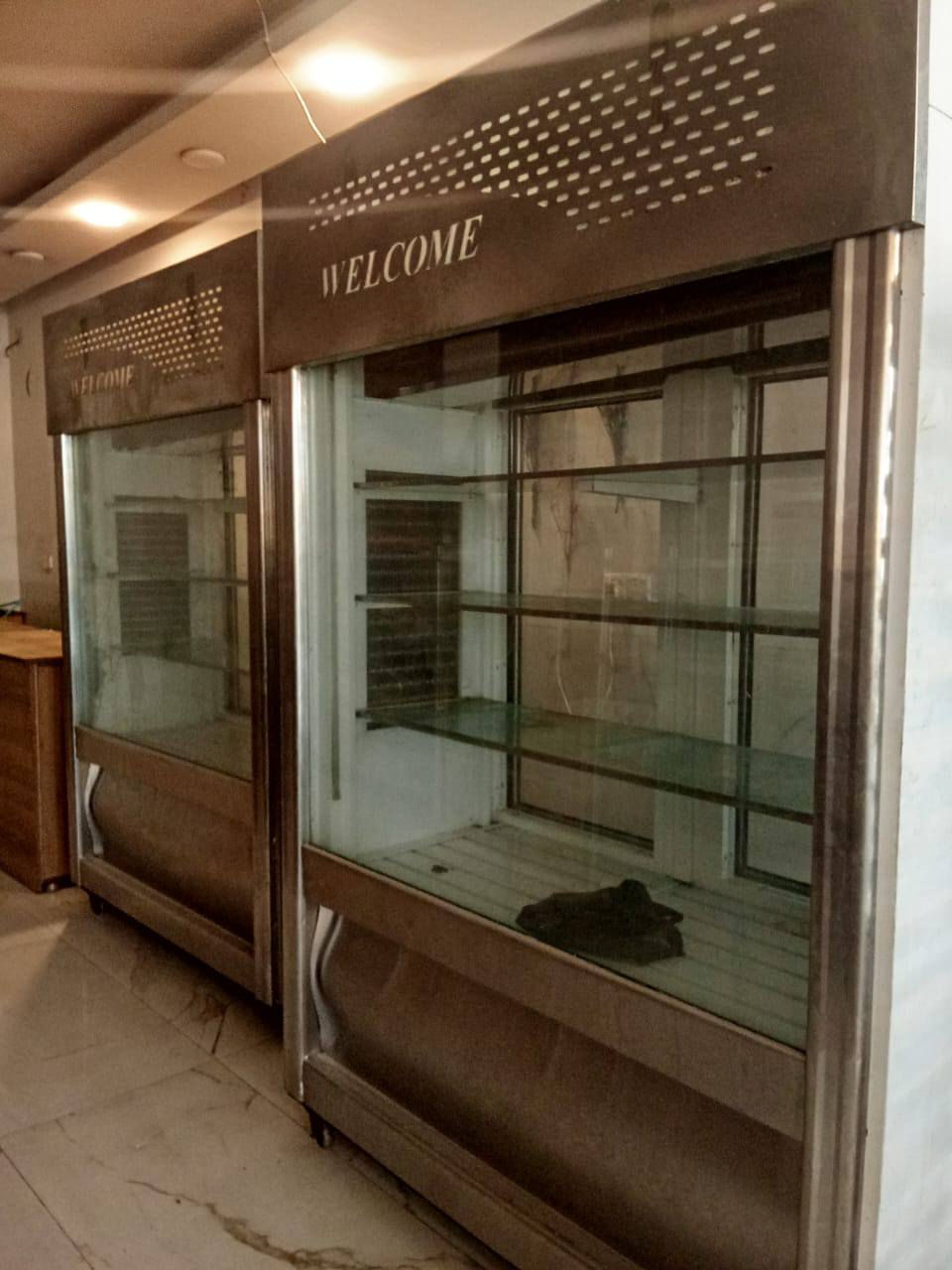 البيع


**إذا كنت صاحب هذا الإعلان وتريد حذفه لأي سبب، رجاءا أرسل رسالة إلى الدعم الفني**