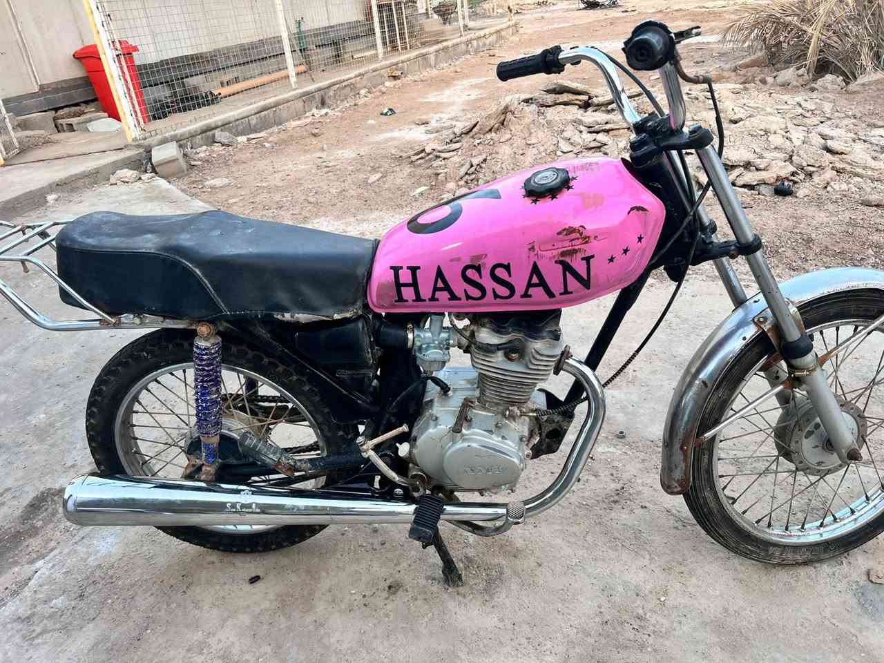 دراجه للبيع ادوات مكفوله من سرقه وعشاير ودراجه تخبل شلعه ومعدل ودراجه مال شغل كرب ب250  وبيه مجال قليل حك جيه***********
