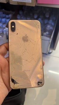 آيفون XS ماكس • ضهر مكسور • شاشة مبدلة