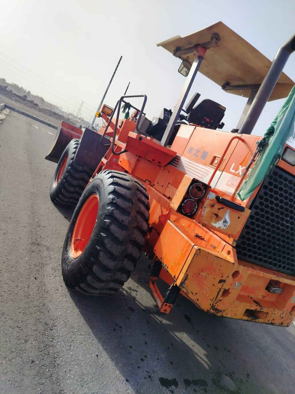 اسلام عليكم للبيع شفل هيتاشي حجم 60 محرك كير مكفول شرط كله عل بلادي محرك ازوزه 4سلندر سوبر جاهز للعمل شرط الشغل مامفتوح بيه برغي كفاله عامه رقم نجف باسمي سنويه لل 30 ستفسار ***********
