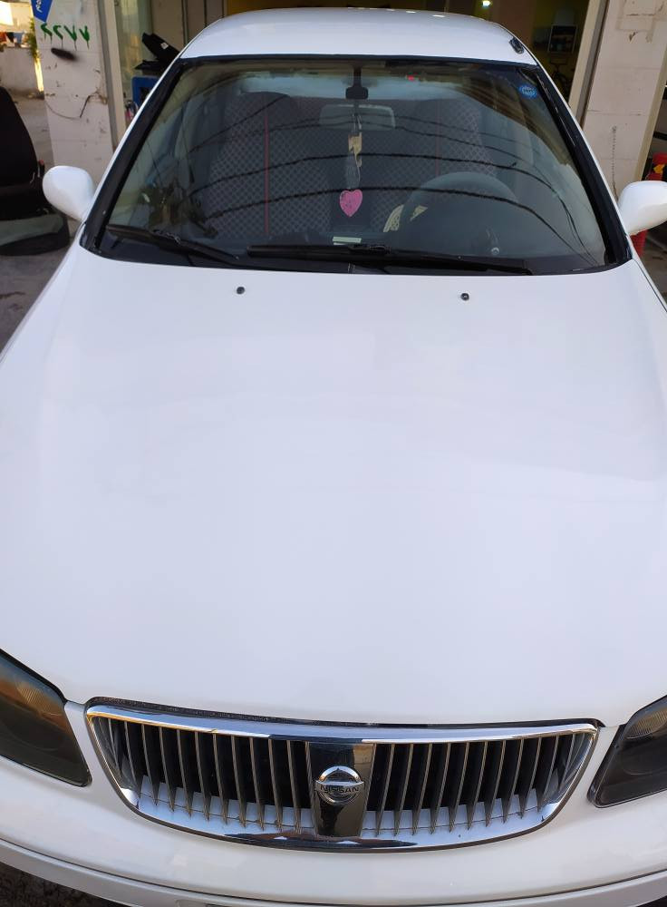 نیسان سەنی یابانی ڕەقەم هەولێر مۆدیل 2001 ڕەقەم و سەنەوی و وەکالەی بەشەرتە گێڕ و مەکینەی بەشەرتە هەموو گیانی بەشەرت ما شاء اللە زۆر جوان پاکە ڕەنگی سلڤەربووە کراوە بەسپی لەسەر سەنەویش کراوە بەسپی بۆ جوانی سبوغ عامە تەنها چەمەلی دواوە لای سەیاقی دوو بست لێدراوی هەیە هەموو شتی بەشەرتە ماڵی فەقیرە 
شوێن ڕانیە ژمارەی خاوەن *********** رانية, السليمانية
