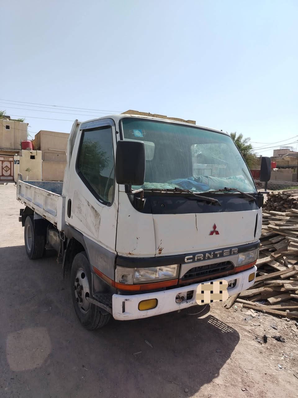 السلام عليكم كنتر قلاب موديل 95 السياره مكينه 33 السبرنكات جوه الشاصي مكفول مكينه و كير و حداديه خير من الله سياره جاهزه للشغل السياره ويل 16 و تخم تاير جديد العنوان ذي قار الرفاعي السعر 122 و بيهه مجال رقم التليفون ***********

