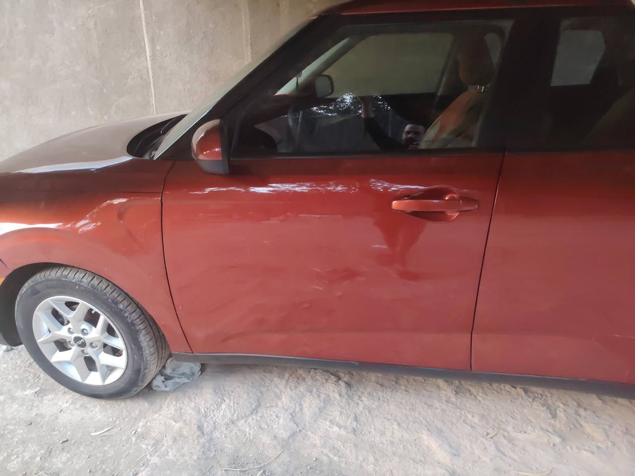 #للبيع.... صول 2023

ماشيه 60 الف

سياره جديده ونضيفه. مناقصه شي.

160$. بيه مجال 
مكاني بابل __سياحي  

الاستفسار. الاتصال.
***********
