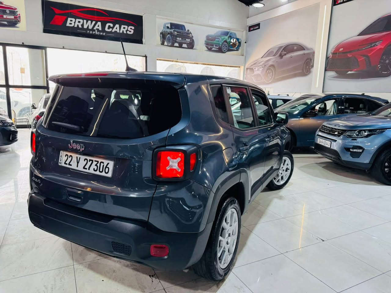 Jeep renegade 2023
سعر بلاش 109$🔥🔒
***********
***********

مواصفات لاتتيود
دفع رباعي4❌4
شاشة كبير
وياله ١٨
تحكمات ستيرن
كاميره
بروجكترات
ضرر❌2 قطعه صبغ ٢ كلير امريكا بجم سليم
مرقمة اربيل تحويل او الوكالة ثاني يوم
موجودة 📍اربيل معرض BRWA cars🚘 

***********
***********
