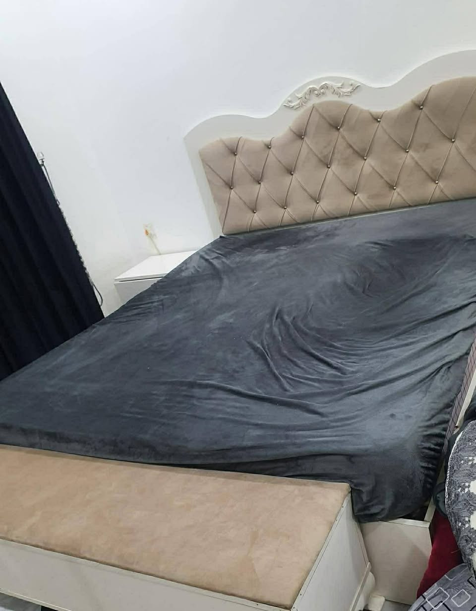 ***********
ام علي اسعار وتفاصيل وعنوان على هاي رقم
و الي تاخذ الغرض امانه بركبتو ليوم دين اذا ما يرجع يراسلني يكلي اخذتو
