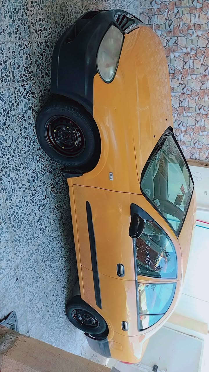 السلام عليكم 
نيسان سني موديل ٢٠١١ شركة العامة رقم بغداد صدامي بأسمنه السيارة بيهه تبديل جاملغ امامي وقبق الصندوق السياره حلوه كير عادي محرك تمام تبريد ثلج نقص يرادلهه صدرالسعر ٨٠ وبيهه مجال بخصوص التحويل هيئة وغرامات اني ادفعهن شوف الفديو زين موضحلك كلش واني بلخدمه مكان السياره سلمان باك ***********
