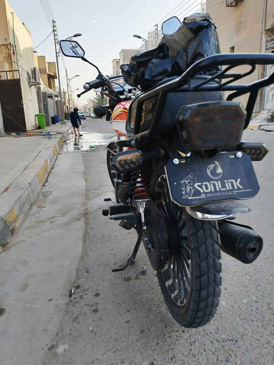 🚨🔥 للبيع دراجة موديل 2025 🔥🚨
🏍️ موديل: 2025
⚙️ محرك: 200cc قوي وثابت بالطريق 💪
🧡 اللون: برتقالي مميز وجذاب 🍊
✅ نظيفة جداً
✅ استخدام خفيف
✅ جاهزة للفحص بأي وقت
✅ تمشي وتوكل الله بدون مصاريف
📄 بيها أوراق منفيس جاهزة
❗ بيع قطعي فقط
📍 المكان: البعلوان – النساف
📞 ***********
