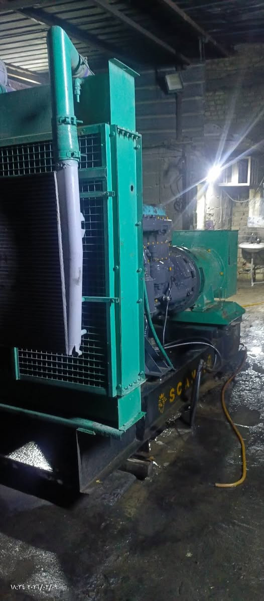 السلام عليكم مرخصة صاحب الكروب مولد 113 توليد 350 شرط الحمل راديتر جديد مكينة سايز مكينة خير من الله سبب البيع الحمل نزل المكان بغداد العبيدي***********
