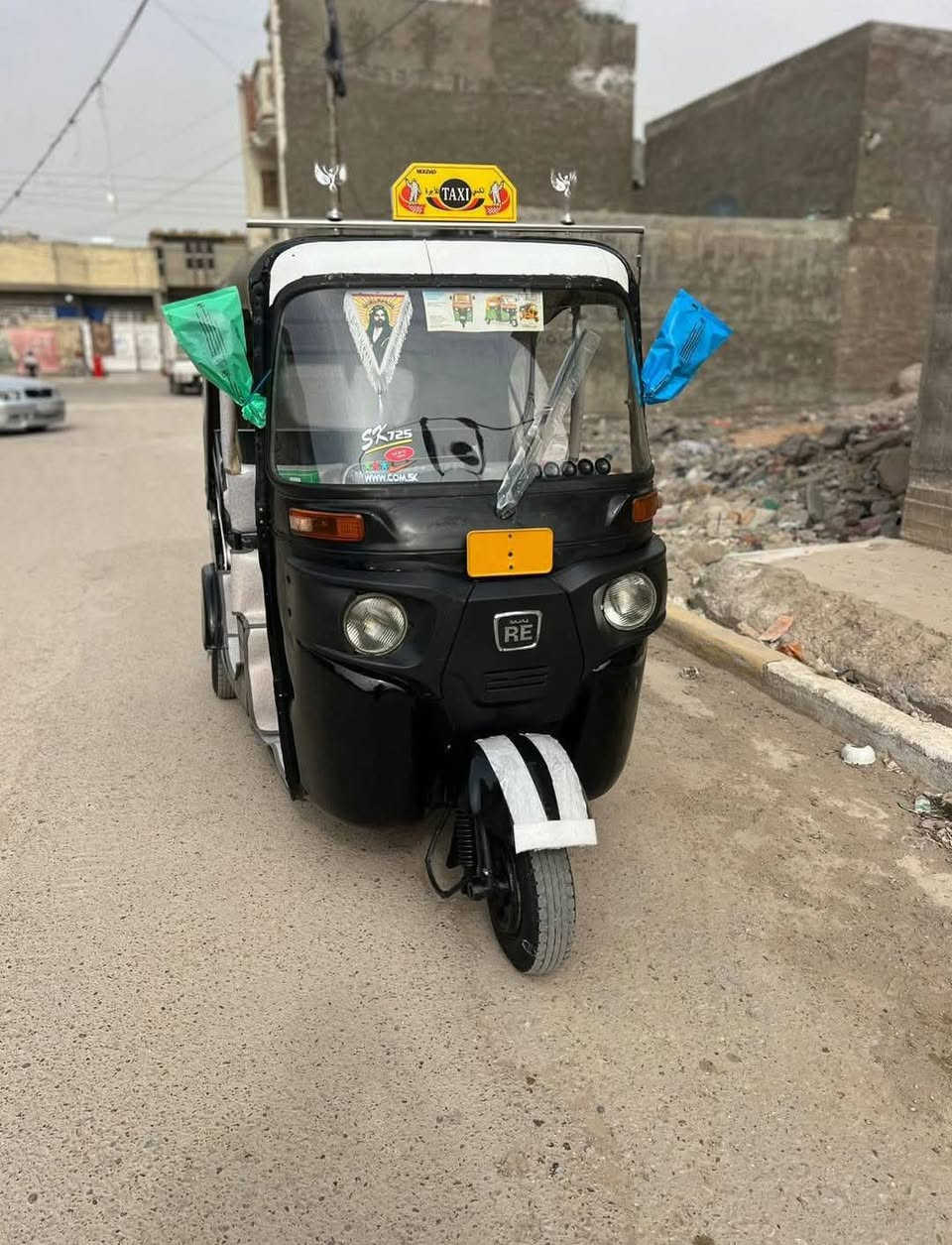 السلام عليكم تكتك للبيع موديل 2017
أوراق كاملة المصطفى مكاني بغداد جسر ديالى القديم 
الرقم *********** مامتواجد خاص خابرني وبك خير ودلل السعر خاص
