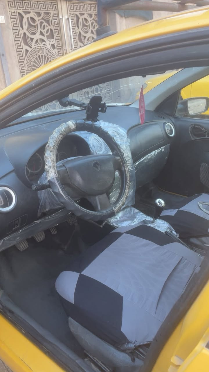 السلام عليكم سمند للبيع موديل 2014 الشكل الجديد مكفوله من الضربه والصبغ تبريد شغال رقم بغداد  مصفره هيئه وغرامه سنويه لل2028السياره نضيفه وجاهزه من كلشي السعر 38 وبي مجال غير متواجد ع الفيس الرقم ***********
