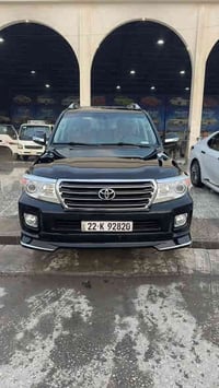 لاند كروزر موديل 2014 لون اسود 6 سلندر مواصفات GXR ماشية 85 الف  كلين ...