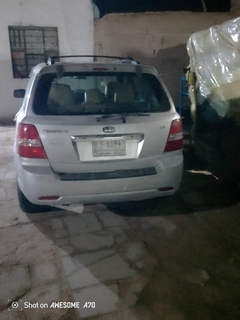 سورنتو 8سنويه 28 رقم ذي قار  بيه ظربه بلجملخ الايسر كل شغال  تايرات جديد مدور في اي يوم سعر 72بيه مجال  رقم ***********
