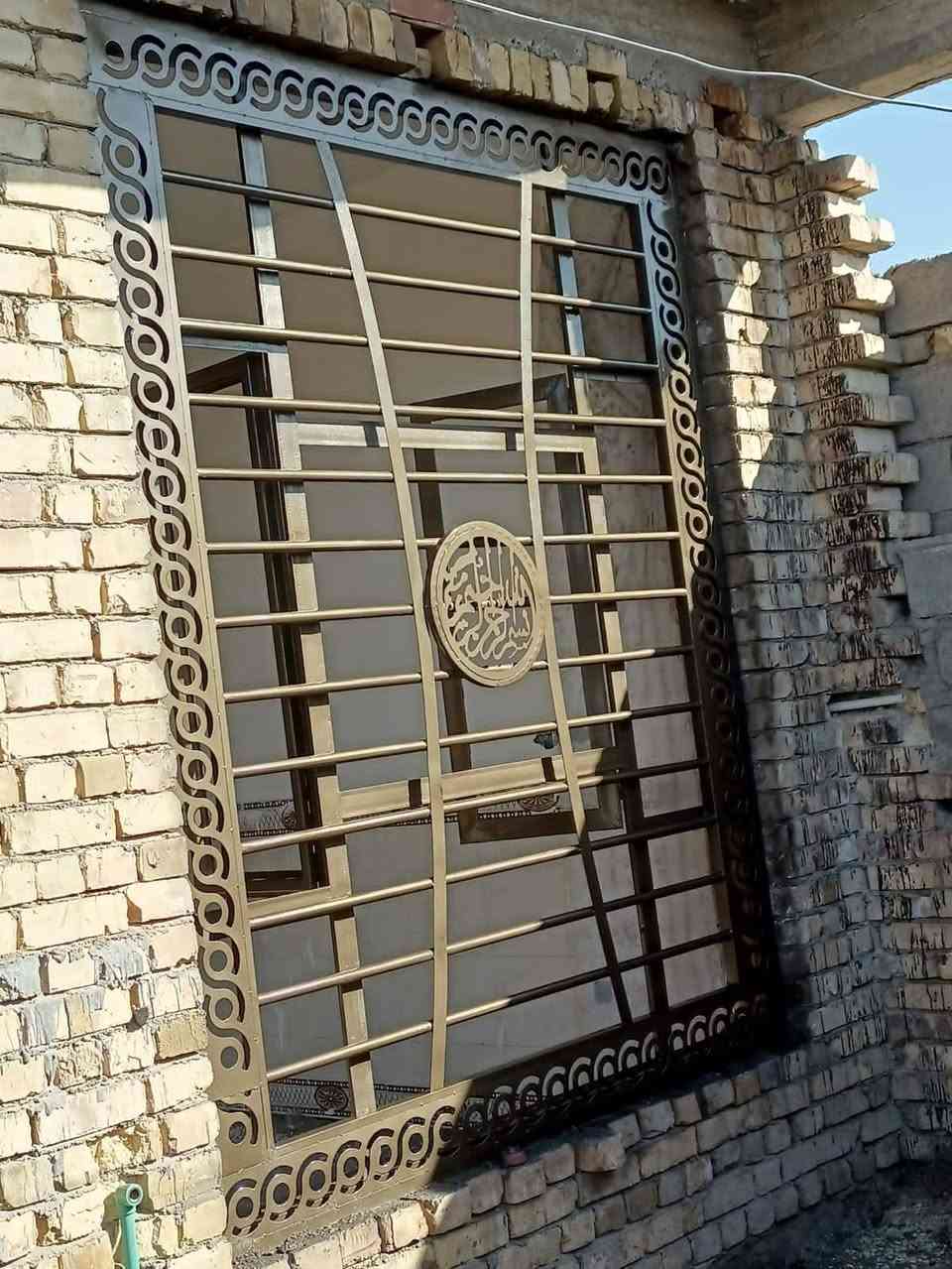 ا
السلام عليكم صباغ أبواب وشبابيك 

***********
