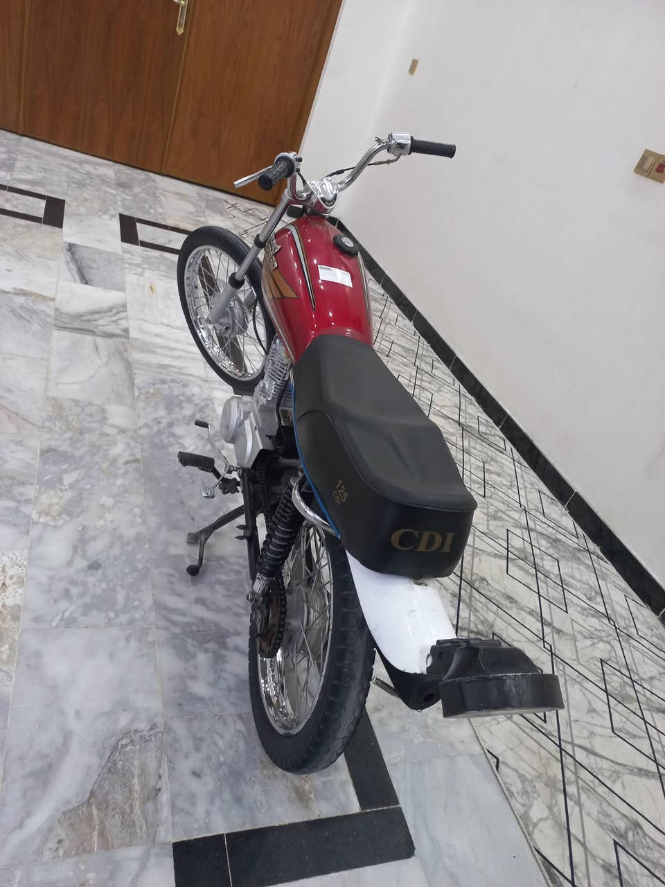 اربعه كير اصولي للبيع شاصي 17 وكيله عقيل الربيعي   السعر ب750 وبيه مجال قليل المكان مشخاب هاذه رقمي ***********
