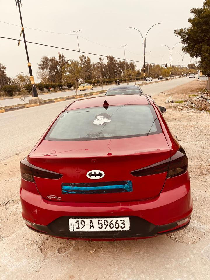 سلام عليكم 
 الصور والتفاصيل ..
النترا 2019 كندي 
٣ قطع 
مواصفات : رادارات اشاير بالمري تدفئة بالكشنات هيتر بالستيرن داخل اسود 
مكينه ناعمه حداديه ٩٠ ٪ كير كفالة من كل خلل او فتح
تخم تاير جديد 
ويل كب خليجي 
شاشه تبريد ثلج منفصل 
منزومة دمام سماعات كذالك مسويلها 

+ بيبان يقرن فتح بالسونار  مكاني كربلاء طويريج 🤍 باقي تفاصيل ***********
