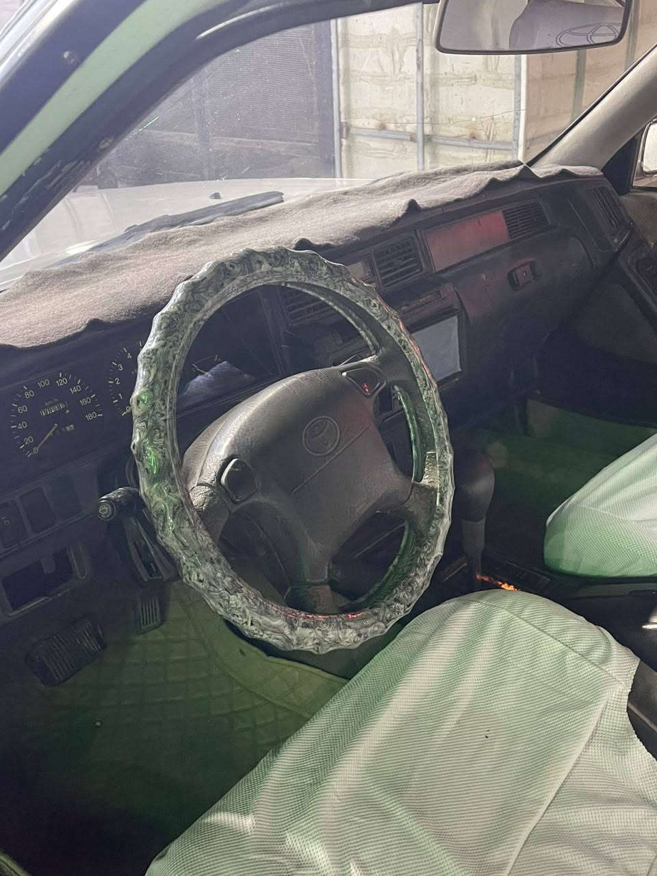 ارنب ستيشن سياره جاهزه وكفاله من الكص والنقل والضربه مكينه كير تبريد حداده تخم تاير  لايت زنون اصلي سعرها 70 وبيها مجال *********** بصره
