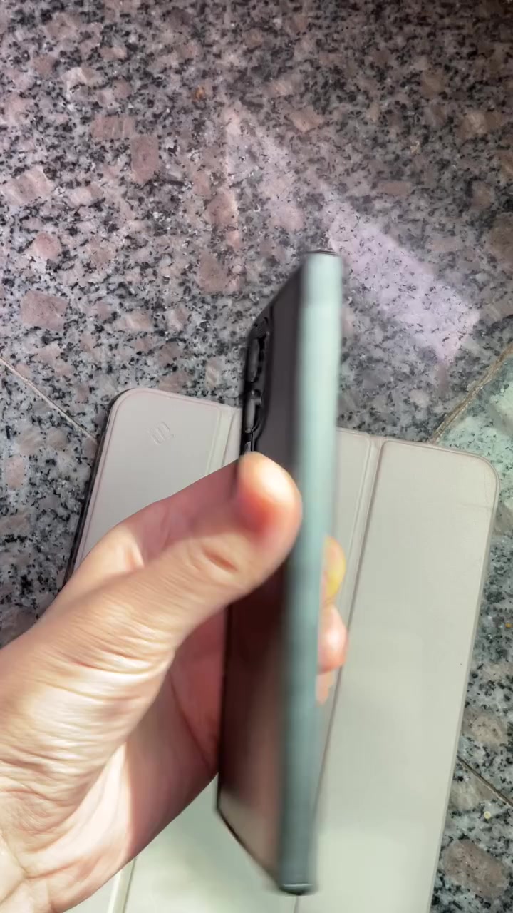 s23 الترا شرق واسط دبل سيم كارت ذاكرة 512 كامل مواصفات كله بلادي وكلشي شغال فول نظافة  مستعمل فترة قليلة بطاريته فول كلشي بلادي فقط مبدل ظهر
سعره ٧٠٠ وبي مجال


**إذا كنت صاحب هذا الإعلان وتريد حذفه لأي سبب، رجاءا أرسل رسالة إلى الدعم الفني**