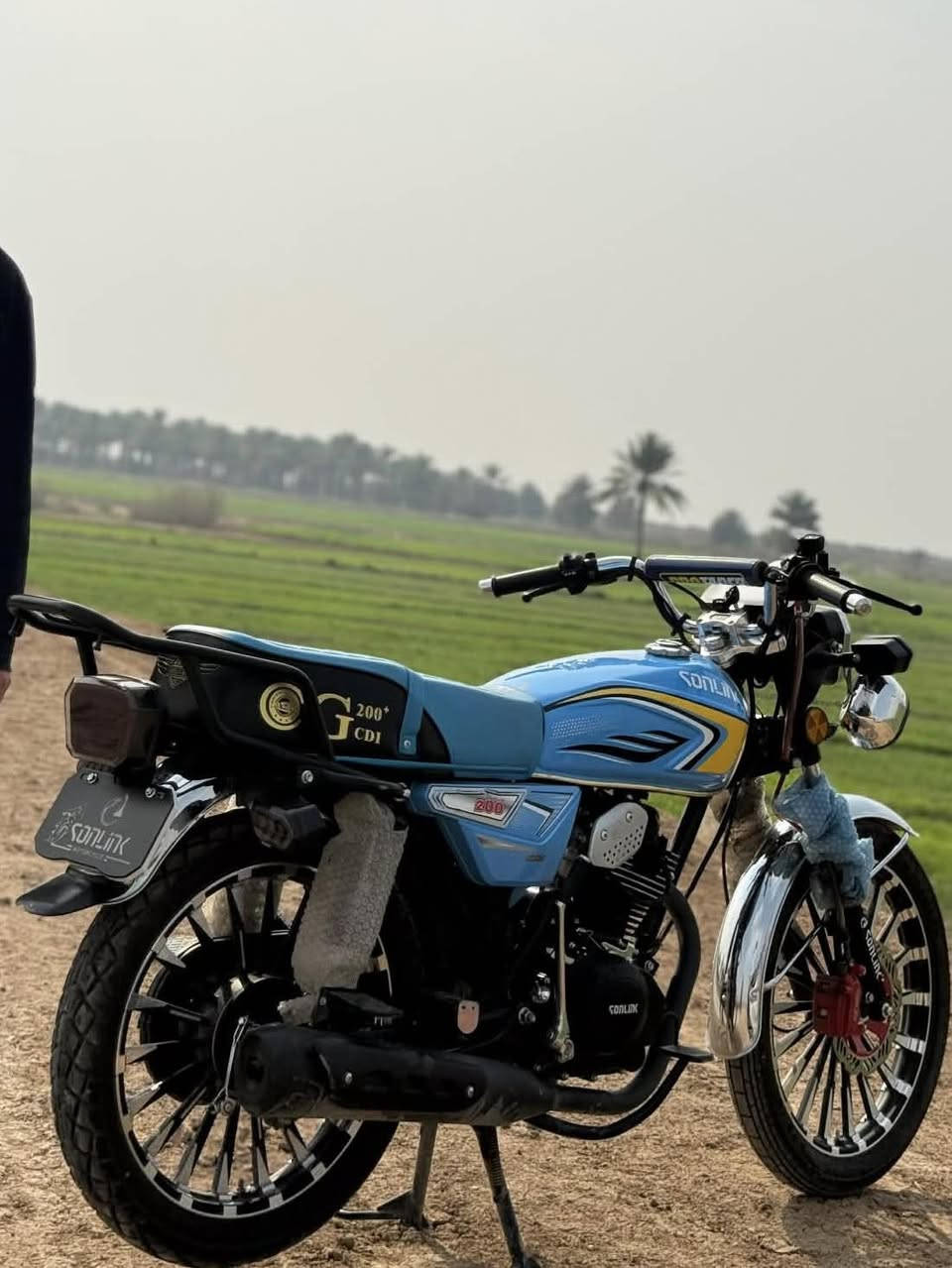 سلام عليكم دراجه للبيع موديل 2025كفاله الدراجه بيه شلعه  خير من الله بس الشاشه طافيه مكاني ديالى ناحيه السلام ***********
