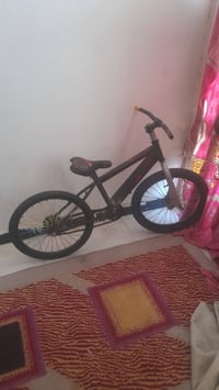 دراجة • مقاس ٢٥ • مجال بسيط