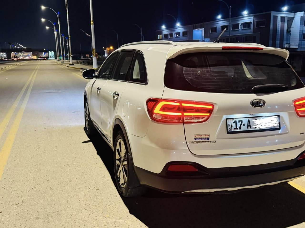 سلام عليكم

سورنتو 2016 كويتي 
رقم مثنى
دفع رباعي
تبريد كشن
عداد دجتل
مري شفط 
كشنات قرميدي
لايت زنون بلادي 
جنطة كهرباء
تبريد جديد منظومه كاملة
حدادية اصلي موبس مو كوري 
رزاگ لايتات
مكينه 6 سلندر 
سعرها 193 وبيها مجال بسيط
للاستفسار الاتصال ***********
