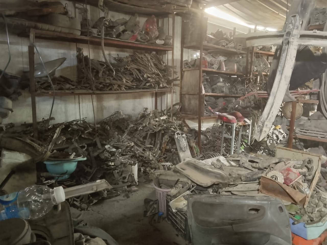 السلام عليكم محل الأخوين لبيع الأدوات الأحتياطيه السيارات قديم جديد برنس سيفيه اوبل عام دايو عام سوناتا
ابو كرار *********** عنوان كسره وعطش الشارع لاول أول فرع عل يمين
