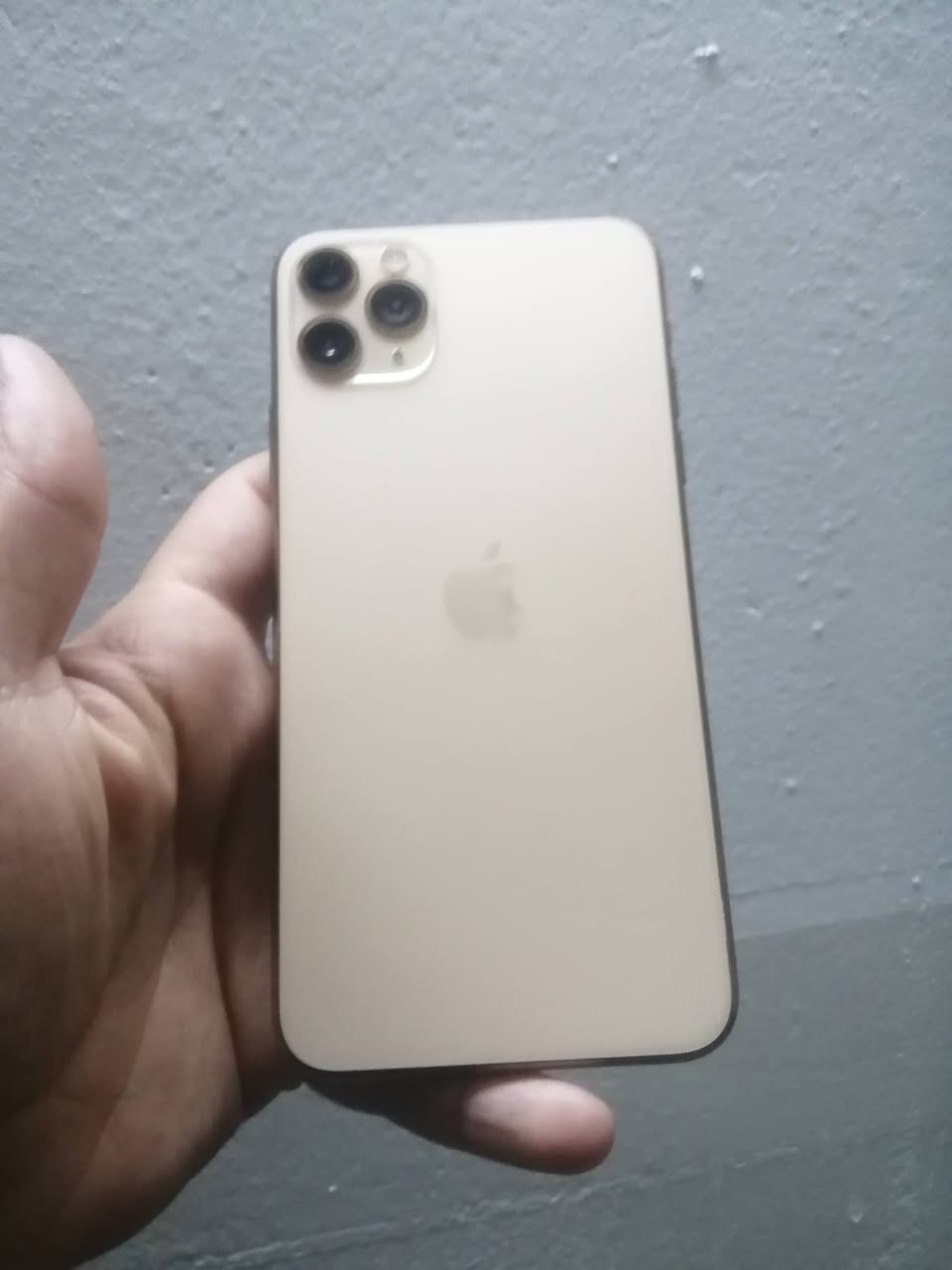 ايفوان 11برو ماكس لبيع ذاكره 256
مبدل شاشه اصليه ٣خيارات فيس ايدي شغال 💥
بطاريه بلاديه 74 نسبه
كامراته فول دمعه تصويره     دبل سيمكارت
السعر 270 وبيه مجال ***********
