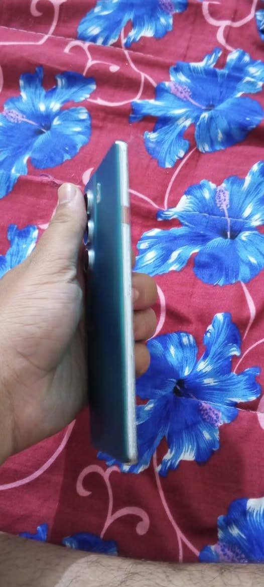 سلام عليكم انفنكس  تكنو كامون 40 برو 5G  جهاز يخبل يشغل 90 فريم ببجي وبدقه حلوه الجهاز كفاله من كلشي شرط تجي تفحص وتروح السعر 275 وبيه مجال بسيط المكان البصره المعقل


**إذا كنت صاحب هذا الإعلان وتريد حذفه لأي سبب، رجاءا أرسل رسالة إلى الدعم الفني**