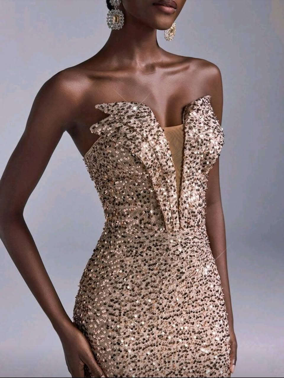 قياس 38 و يلبس 42 سعر 20 الحجز ***********
