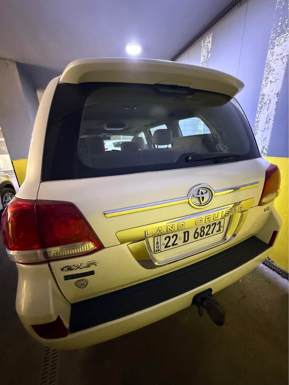 لاندكروز للبيع GXR V6 2010 رقم شمالي فتحه الموصفات المعروفه مكينه بيها صوت ابيعها عل وضعها الشراي يتصل مكان السياره المنصور السعر 26 بيها مجال للشراي للاستفسار 
*********** بغداد, العراق
