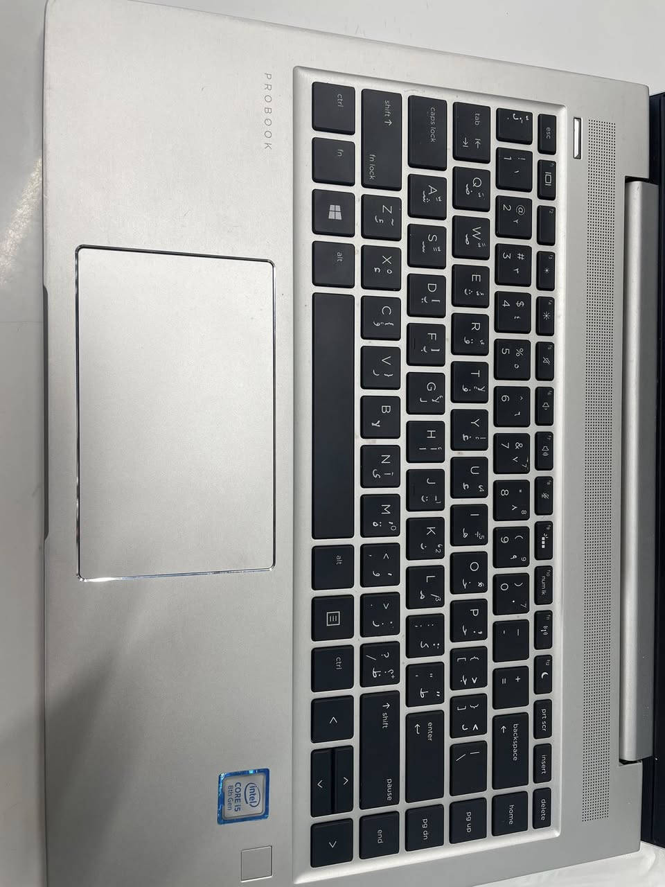 السلام عليكم لابتوب hp الجيل الثامن كامل ملحقات جنطه وشاحنه والمواصفات مذكوره بظهر اللابتوب 
العنوان بابل 
رقم الهاتف ***********
السعر :280 الف
