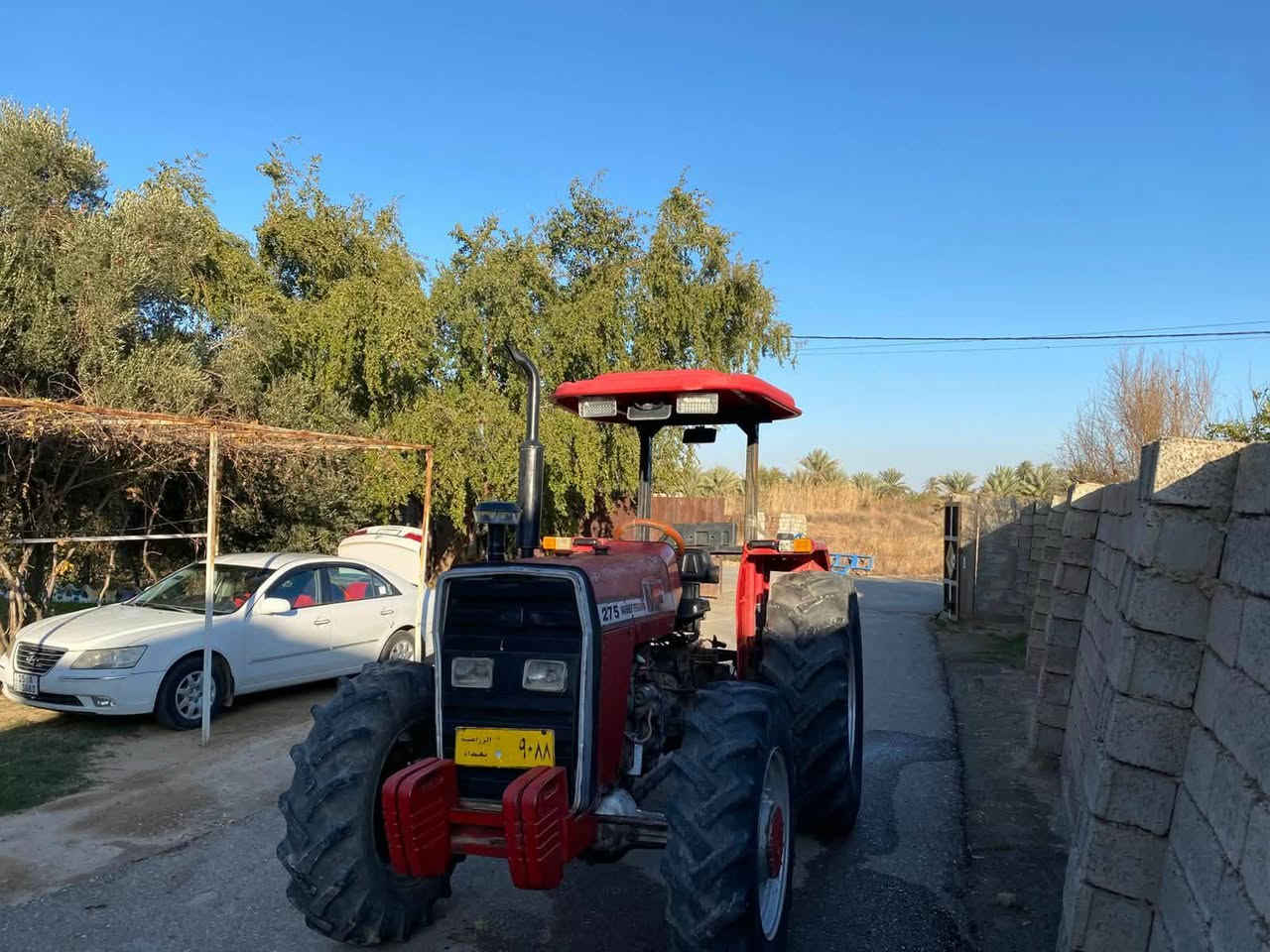 تركتر فوركسن انكليزي  دبل اكسل بلادي  بلادي اذه مو بلادي تجي تأخذه بلاش تركتر كير ومحرك واكسل  شرط شغل وطلع تركتر نضيف حجم 275 رقم بغداد موديل ٨٤ مكاني الانبار  السعر 15 مليون  وبي مجال لشراي مستعجل علي ولا مابيعه بهيج سعر   وشراي ماقصر  ويا مستعجل علي رجائن المايعرف اسعارهن لا يكسر بي


**إذا كنت صاحب هذا الإعلان وتريد حذفه لأي سبب، رجاءا أرسل رسالة إلى الدعم الفني**