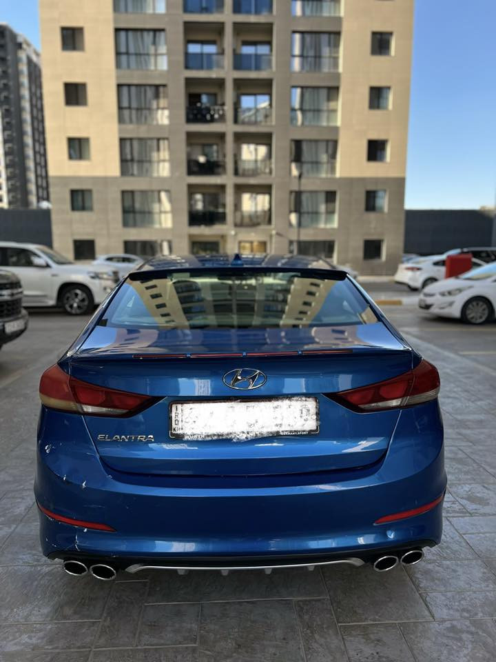 السلام عليكم
النترا ٢٠١٧ للبيع 

وارد امريكي حادثهة خلفي باب خلف السايق وجاملغ وشويه من صندوك  

محرك ٢٠٠٠ دوش

تحكمات ستيرن 

٣ وضعيات قيادة ( ايكو - نورمل - سبورت )

شاشه مثبت سرعه 

لايتات زينون

السعر ١٢٢

مكان السيارة بغداد حي الجامعه

***********
