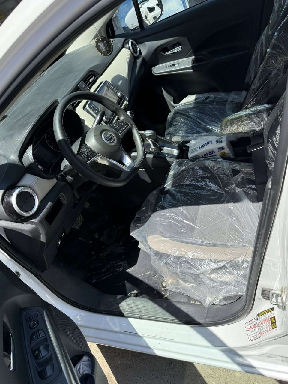 بيع مستعجل 
عندي سياره للبيع ////***********
مكاني بغداد
 وسياره رقم بغداد سياره جديده  فقط  بيه صبغ قطعتين 
 موديل 2020 سياره جهازه
